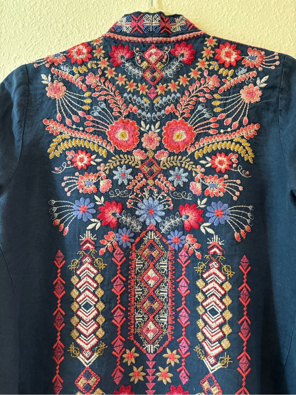 JOHNNY WAS RARE ITEM Embroidered Linen Kimono, Navy with Pink & Blue Floral - Picture 8 of 12